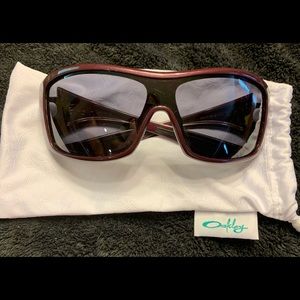 Oakley purple sunglasses 😎